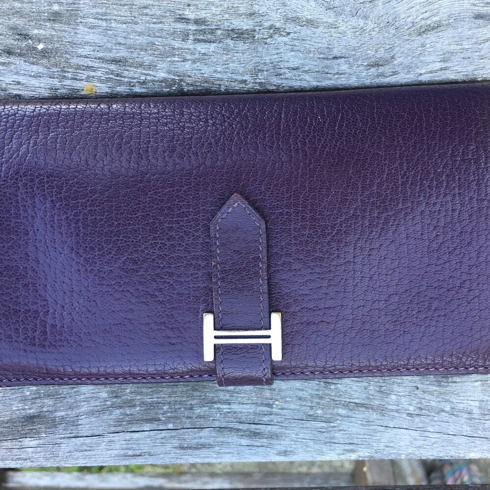 Auth Hermes Chevre Leather Raisin Purple Bearn Wallet